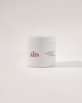 Alis Ujędrniający peeling do ciała na białym tle 